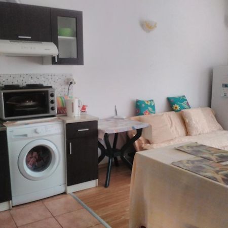 Sea Apartment Burgas Exteriör bild
